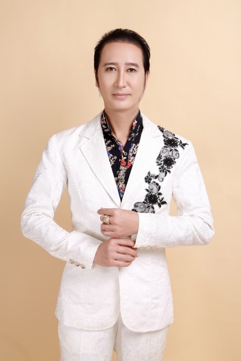MC- Ca sĩ Tô quang Linh sẽ song ca với nữ ca sĩ BupBe 8x Triệu Trang trong live show "Dấu Ấn Thời Gian"